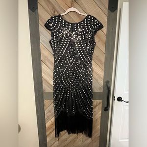 Black and Silver 20’s Flapper Dress size XL